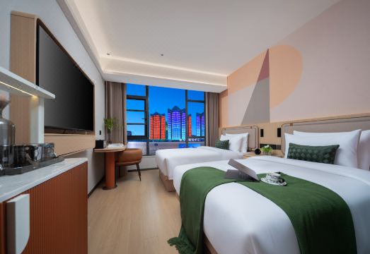 Orange 호텔 조식 식당