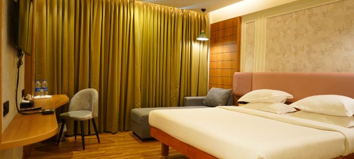 Hotel Surguru Các khách sạn ở Puducherry