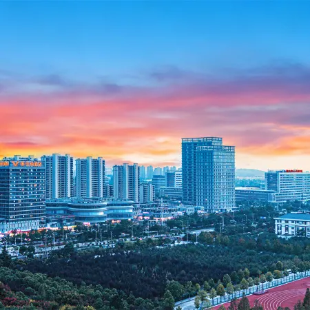 Vienna 3 Best Hotel (Huaibei Lieshan University Town Huayi Square)