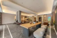 Zhongyue Qitai Hotel (Huiyang Railway Station Branch)