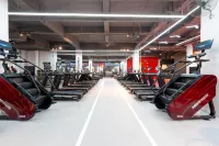 Hongrong Intelligent Hotel (Fangchenggang High-Speed Rail Station Ocean Culture Park Branch)