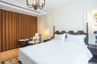 VELAN Blue Jelly Sea Hotel (Bluewhale Shipwreck) Hotels in Rongcheng