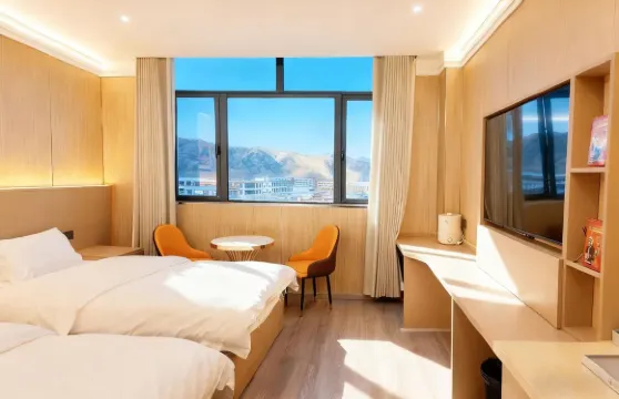 拉孜羅哇酒店（曲下路農行店）