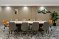JUN YUE VI Lagos hotel（Royal Hospital,Landmark Centre） - Business
