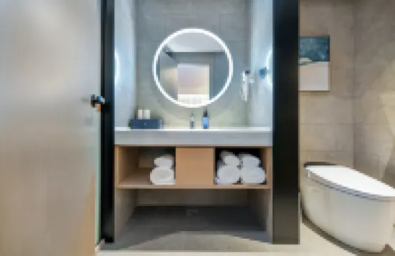 Kyriad Hotel (Xishuangbanna Jinghong Water Splashing Square Manting Park Branch)