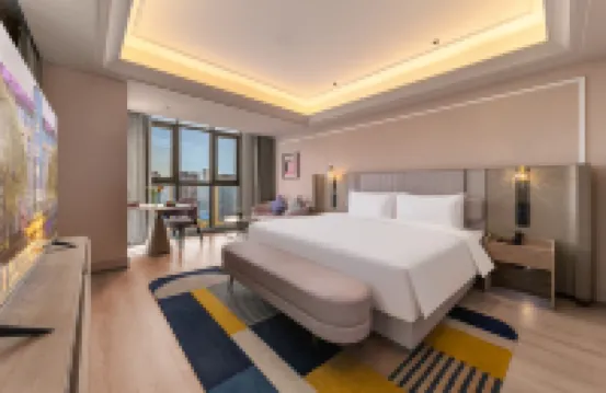 Mercure Hotels near Guanshanhu Park