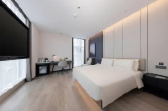 福州晉安區五里亭地鐵站亞朵飯店