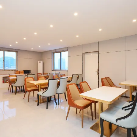 Weiting Hotel (Changzhou on)