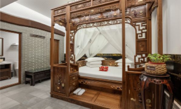 Pingyao Grand Theater Hall East Garden