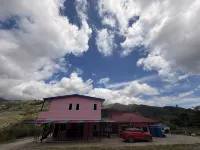 Kundasang Pink Homestay