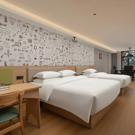 Red River Water Town Zibo Smart Hot Spring Hotel in Mile City Center