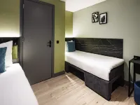 Ciao Papa Hotel Amsterdam Central Station Hoteles cerca de Mercado Noordermarkt