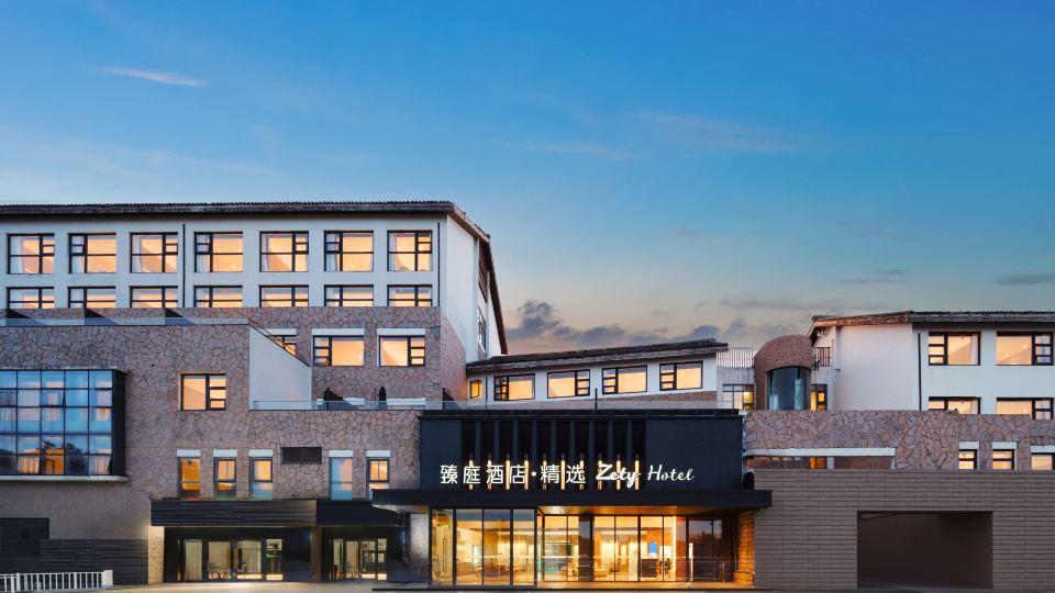 Zety Hotel