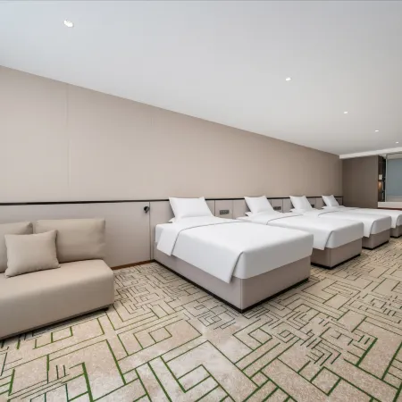 Zhaosu Warm Bay S Hotel