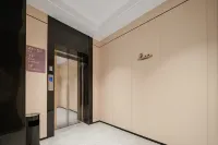 RuJia Yihe Hotel (Panzhou Donghu Park)