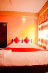 Hotel August International - 2-Star