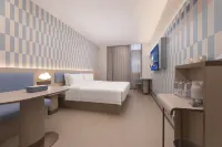 Hanting Hotel (Zhangjiagang Wuyue Plaza Branch)