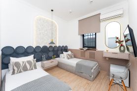 Alex Hotel
