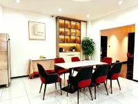 July Hotel Hotels near Pha That Luang