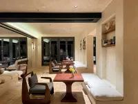 Lugu Lake South Island Villa Resort Hotel - Bar