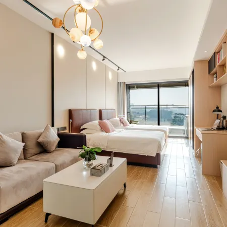 Jinxiu Huacui Light Luxury Apartment