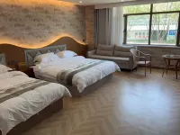 Western Region Mingshe Hotel Hotels in Changji