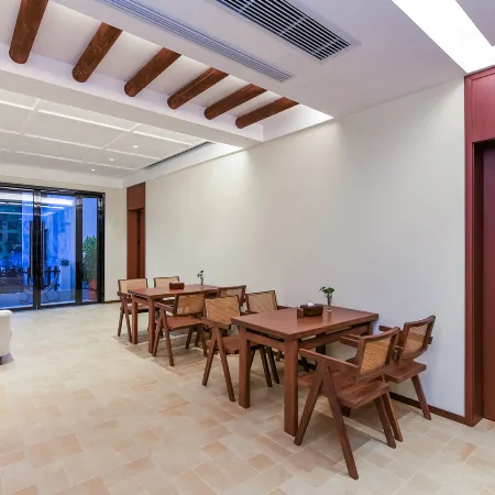 Wudangshan Qiezizai Homestay (Wudangshan Scenic Area Ticket Office)