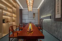Ding He International Hotel - Gym