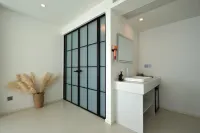 Dongji Orange Isle Twilight Scenic Vacation Homestay (Miaozihu)
