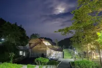 HIDDEN TRACE MOUNTAIN LODGE