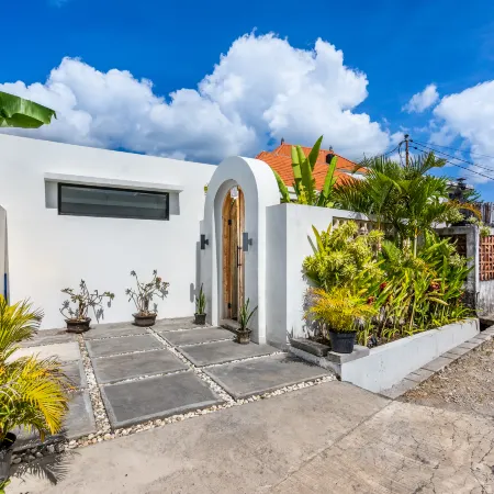 VILLA TRATASAN CANGGU by Exotic Bali Properties