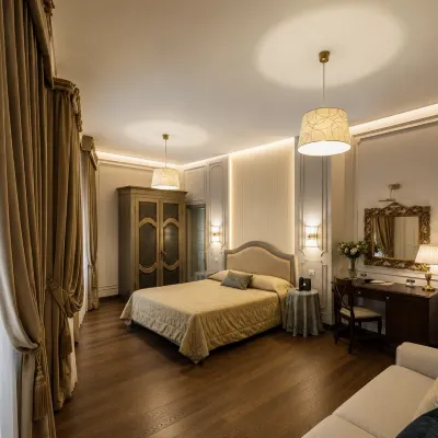 Ca' Dei Polo by Elite hotels Các khách sạn gần Bến phà St. Tomà