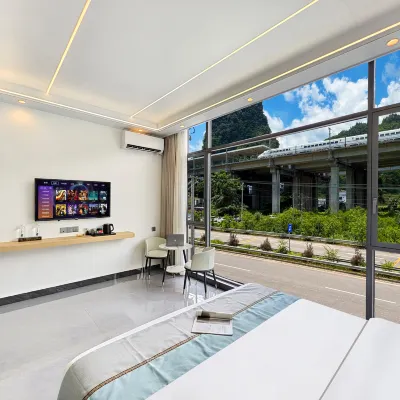 Hoshino Mountain Lodge (Yangshuo High-Speed Railway Station) Hotel in zona Yangshuo Railway Station