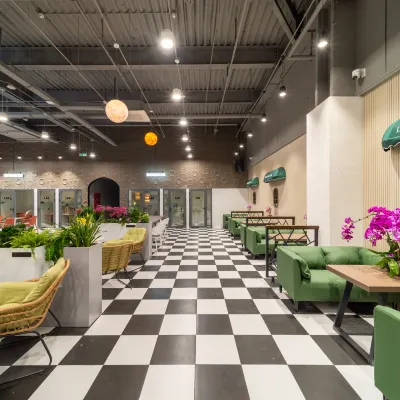 Beijing Carefree Bear Hostel (Sijiqing Bridge) Hotel dekat Stasiun Chedaogou