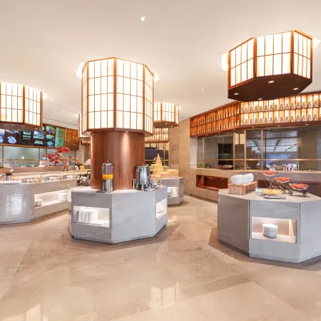 Donghu Grand Hotel (Jieyang Ancient City Donghu Park Branch)