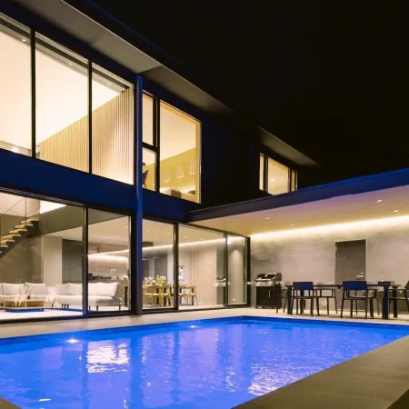Luxury Hakone Villa: Private Onsen, Sauna & Pool