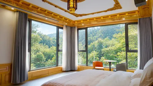 Heishui Yunqi Jishe Boutique Homestay - parcheggio