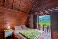 Tree Cabin Dieng - balcony