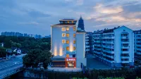 Jinrui Hotel (Changzhou Railway Station Qingguo Lane) - Parkplatz