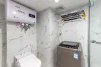 Zhongshan Qijiang River View Apartment Hotel (Xingzhong Square，Sun Wenxi Pedestrian Street)