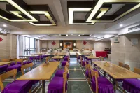 Holiday Inn Ginza (Fuling Commercial Pedestrian Street)