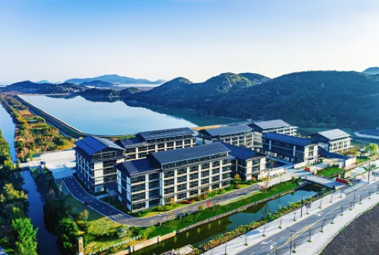 舟山禾葉飯店（普陀山機場蜈蚣峙碼頭店）