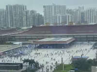 珠海金葉五洲皇冠飯店（拱北口岸高鐵站店） - 海景