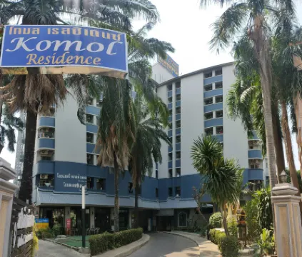 科莫公寓 鄰近邦班魯火車站的酒店