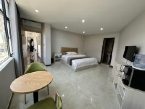 Ludian Longshi Homestay