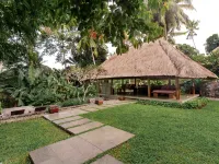 Kayumanis Ubud Private Villa & Spa Hotels near Blanco Museum