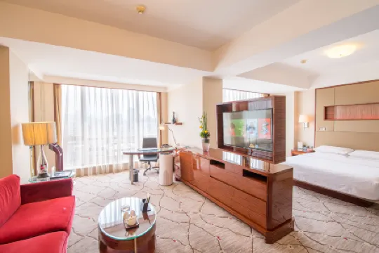 チュアンチェンホテル 済南（泉城広場大明湖）