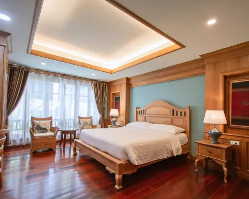 ريتش جاردن هاوس هوتل Hotels near وات لوكمولي