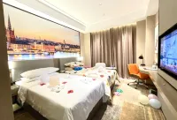 Vienna International Hotel (Shishou Caizhi Cultural Plaza Branch) Hotels in Shishou