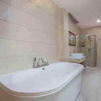 陸良桂華花園酒店 Rooms